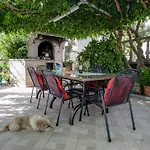 Makaus 3* Supetarska Draga