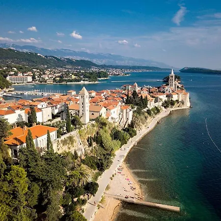 Makaus Supetarska Draga