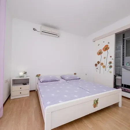 Vendégház Makaus 3*