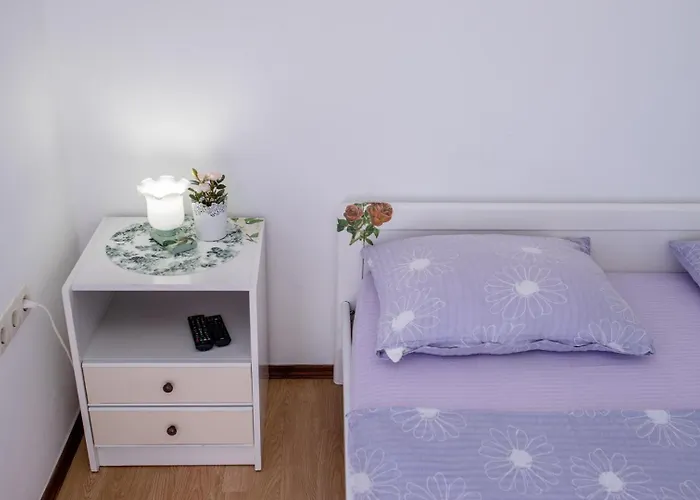 Гостевой дом Makaus 2832 Супетарска-Драга